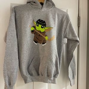 Gildan youth XL gray pull-over hoodie.